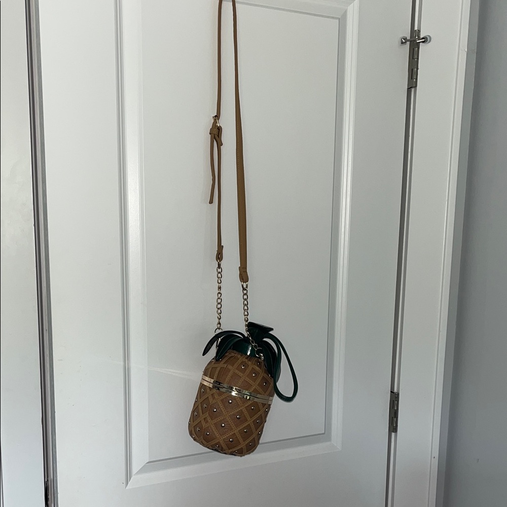 Novelty Pineapple Crossbody Bag in Brown and Green - Picture 2 of 3
